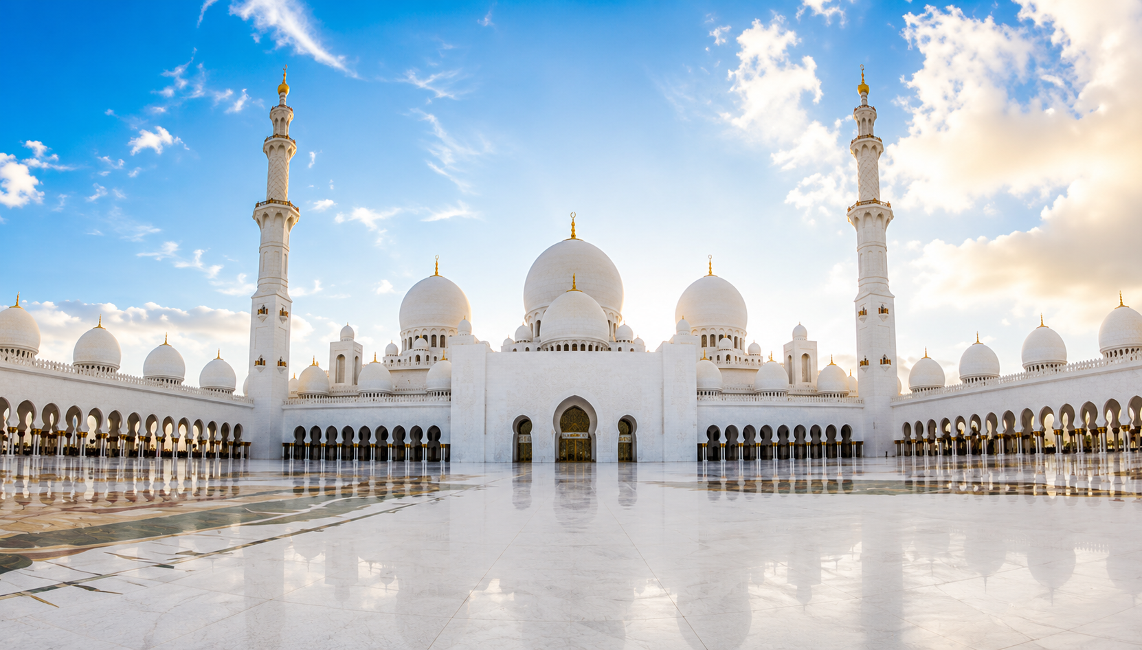 اللقاء الأول: سماع القرآن الكريم في أبوظبي